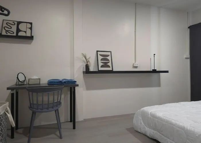 Guest house Baan White House *